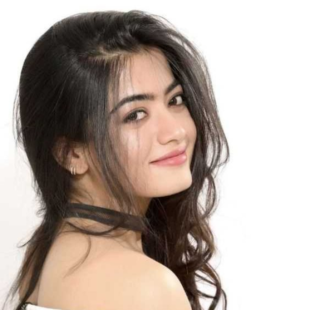 Book Indian Escorts In Dubai And Have Erotic Fun